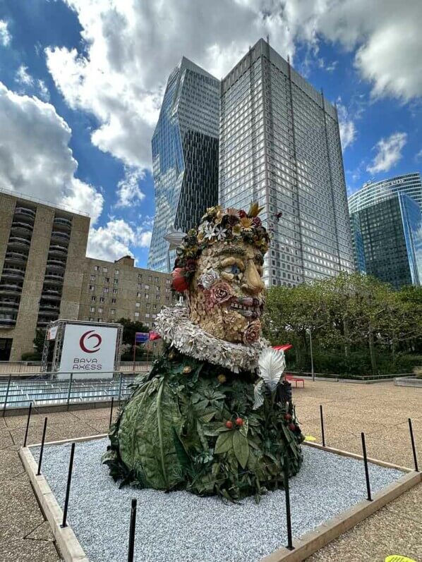 Four seasons (printemps), Philipp Haas, Les Extatiques, La Défense