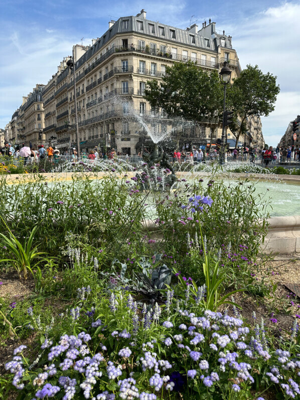 Fontaine du Bassin Soufflot, place Edmond Rostand, Paris 6e (75)