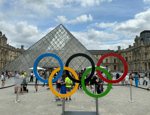 Paris 2024 et la Pyramide du Louvre (Paris 1er)