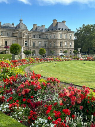 En été dans le Jardin du Luxembourg, Paris 6e (75)