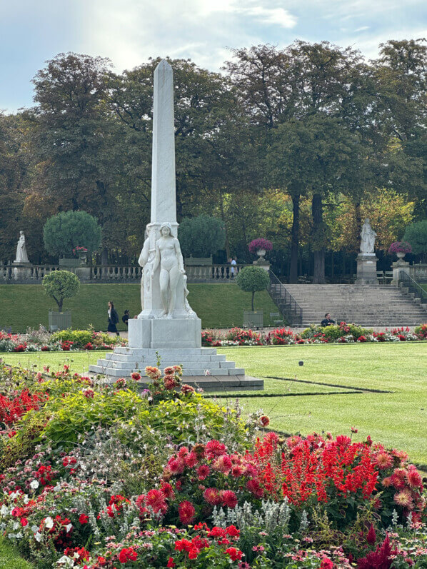 En été dans le Jardin du Luxembourg, Paris 6e (75)